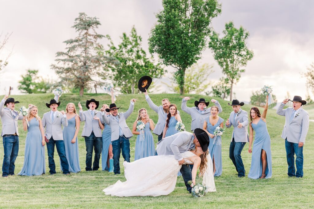 Loma Colorado Wedding
Grand Junction Wedding Photographer
Grand Junction Weddings
Western Slope Weddings
Colorado Sunsets
wedding party poses
