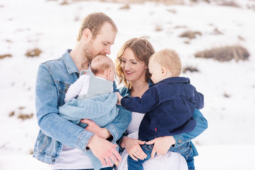 Snowy Family Session
Family of 4 photos
Montrose Colorado Photographer
Cerro Summit Pass Photos
Gunnison Colorado Family Session
Family photographer
Snowy photo tips
