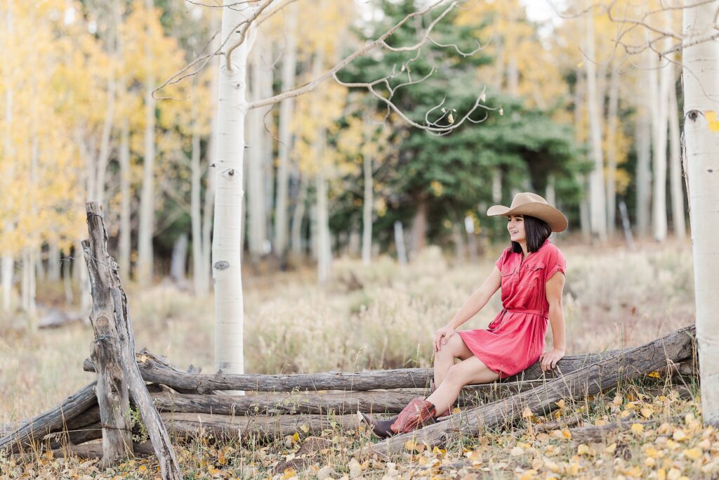 Planning fall family photos
montrose colorado photos
locations for your fall family session
what to wear for your fall family session
what to wear for fall sessions
pro tips on planning a fall session