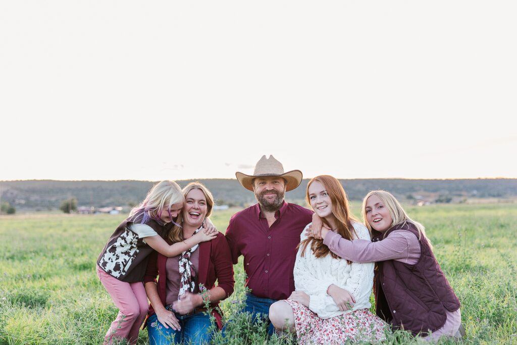 Montrose family photography
montrose family
private property session
western colorado family session
family of 3
3 sister session