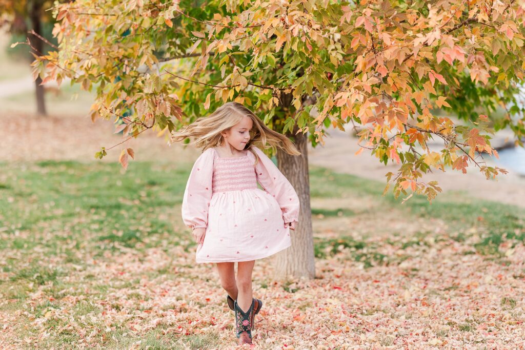 Montrose fall sessions
autumn sessions
montrose fall family sessions
color sessions
fall color in colorado
western colorado fall sessions
locations for fall color
autumn color locations