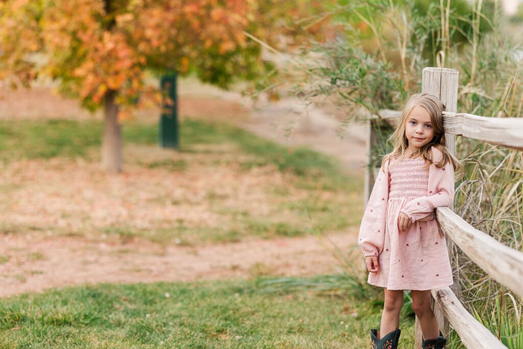 Riverbottom Park Family Session
Sibling Photo session
annual family photos
sibilings
fall family photos
autumn family photos
western colorado fall foliage