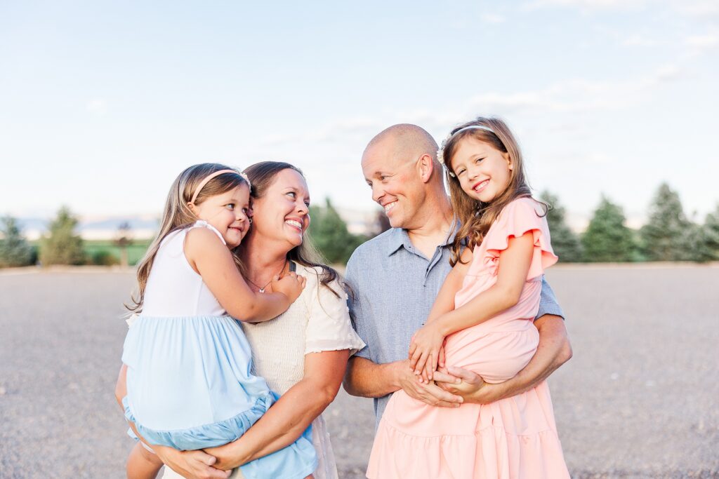 The magic of summer sessions
montrose colorado photo sessions
montrose colorado
golden summer sunsets
portrait sessions in the summer