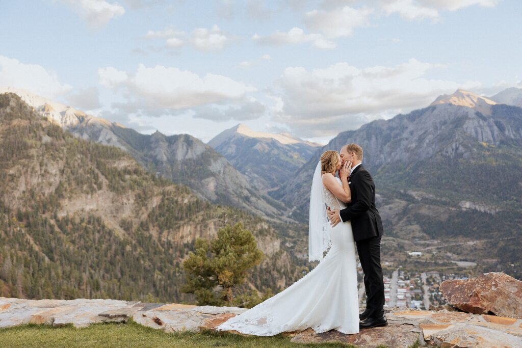 Gold Mountain Ouray wedding ceremony with mountain views